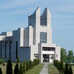 Baznīcas, dievnami